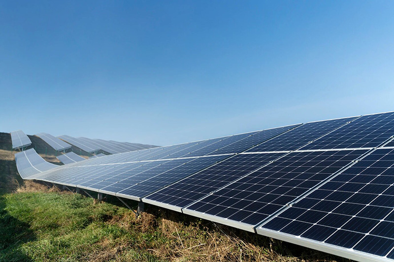 Die globale Photovoltaik-Nachfrage wächst weiter! 351 GW neu installiert im Jahr 2023
